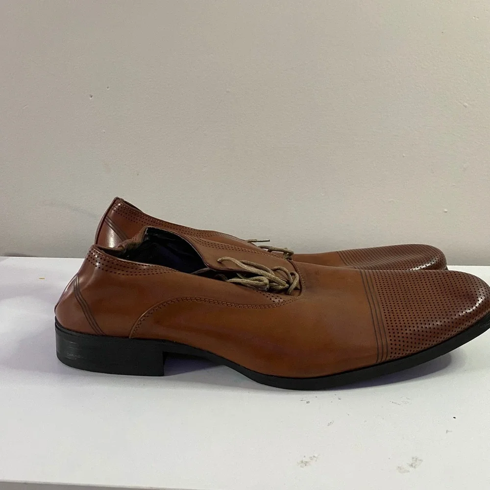 Kenneth Cole Reaction Dress Shoes Mens 12 Brown Perforated Cap‎ Toe Oxford